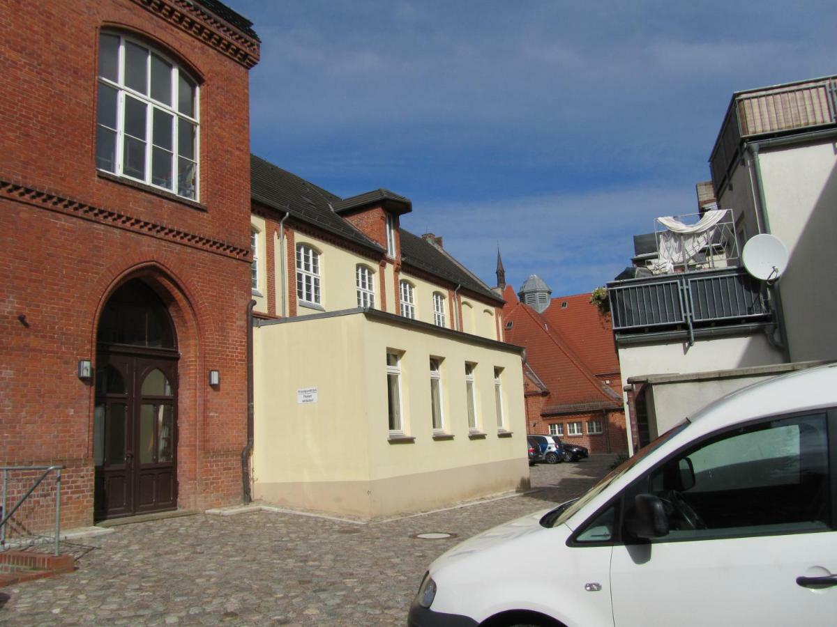 Altstadt Ferienwohnung Wismar Exterior photo